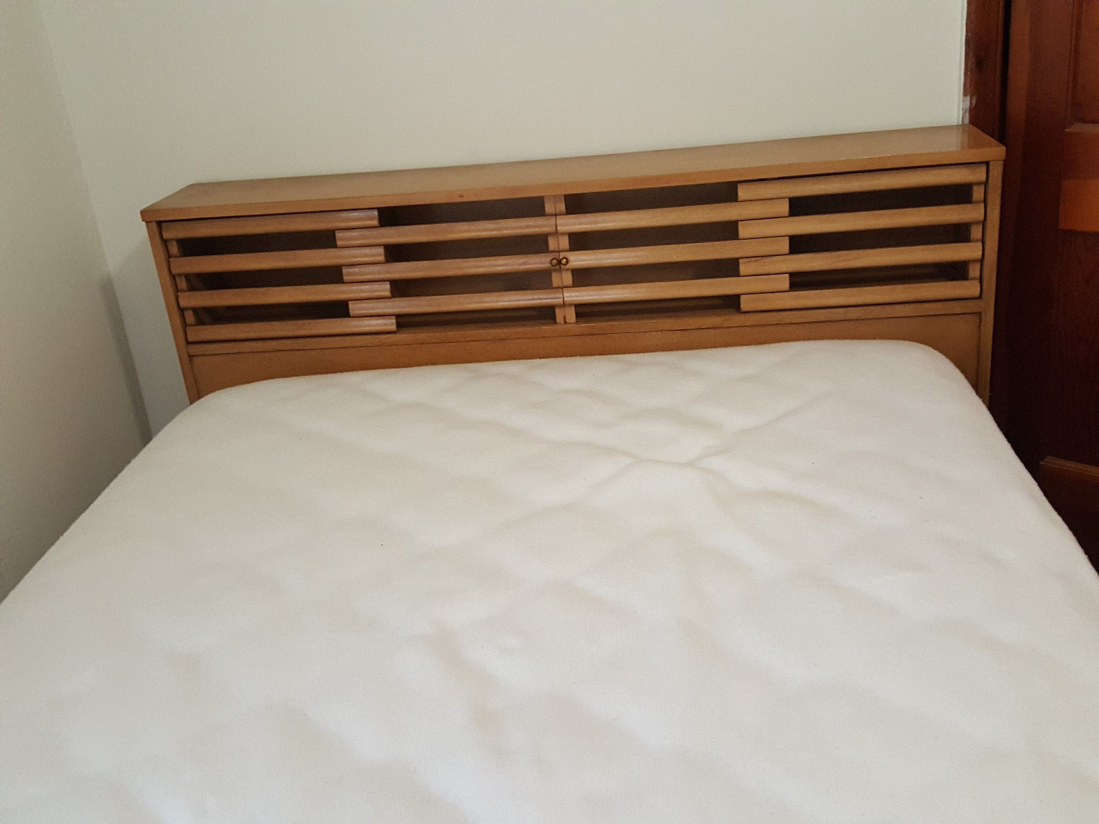 Vintage - Mid Century Kent Coffey 