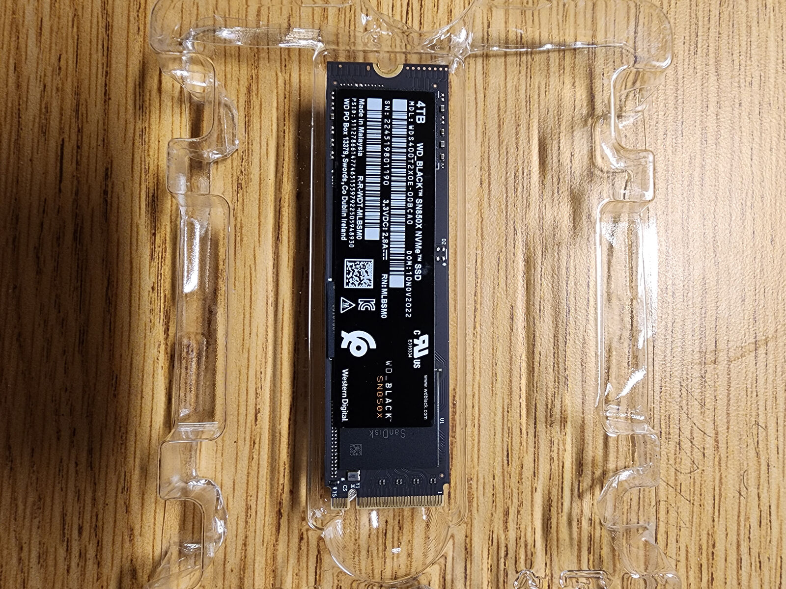 GENUINE Western Digital WD_BLACK SN850X 4TB NVMe SSD GENUINE Western Digital WD_BLACK SN850X 4TB NVMe SSD