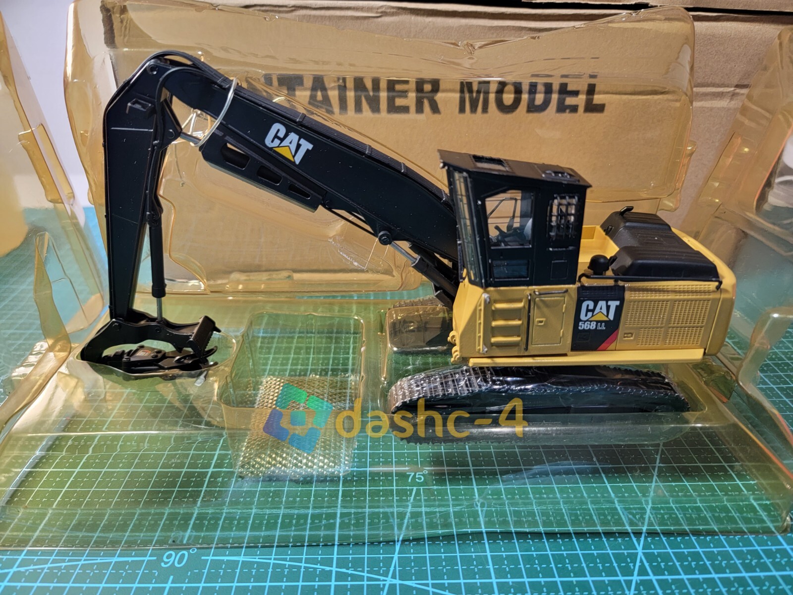 ミニカー CAT 568 1/50 1/50 Cat 568 Road Builder Configuration - Dalton's Farm Toys