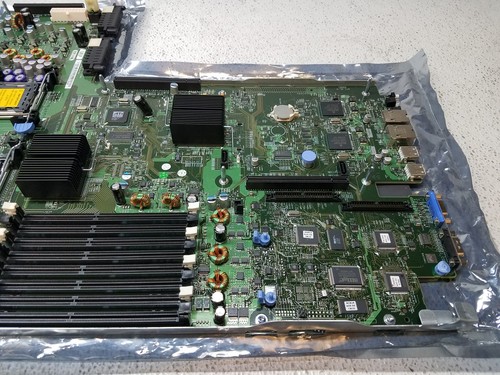 Dell Poweredge Server Motherboard Main Board 0CU542 Case System Board No CPUs