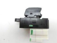 Suzuki Vitara LY 18-24 Fensterheberschalter Schalter Rechts Hinten Suzuki Vitara LY 18-24 18.07.2019 gebraucht Vorschau 2