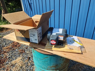 US/Emmerson 1 HP 3 PH 3470 RPM Electric Motor 56 Frame Cat U1E1D Class F Ins.