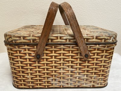 Picnic basket Beige and Brown checkered wicker kid Vintage