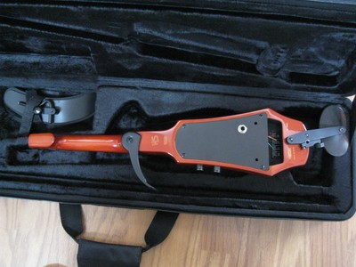 NS Design NEW -WAV-4 Electric 4-String Amber Burst Violin with Hard Case