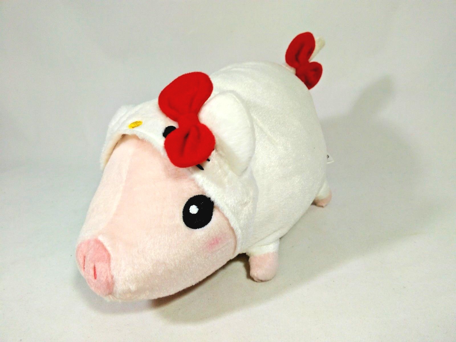 Poogie Pig x Hello Kitty Capcom Sanrio Monster Hunter Airou