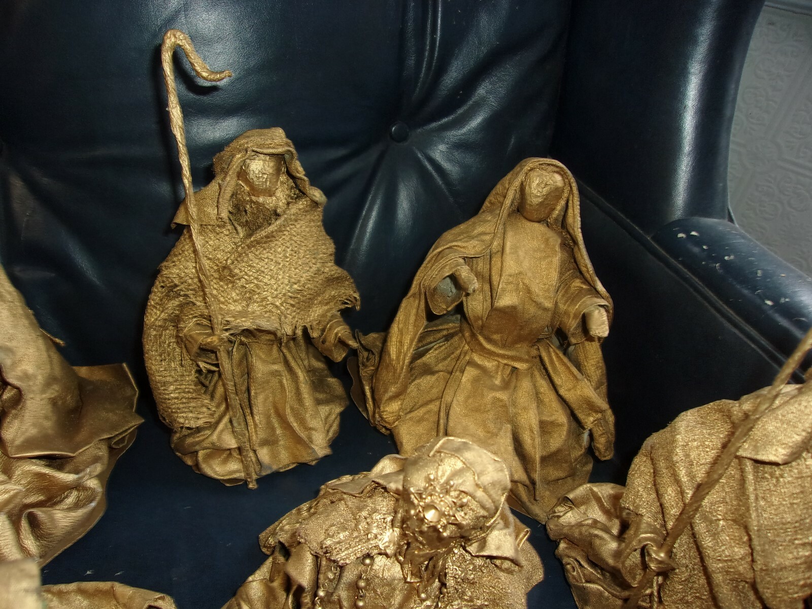 Vintage Gold Fabric Paper Mache Nativity Set 1960.sw