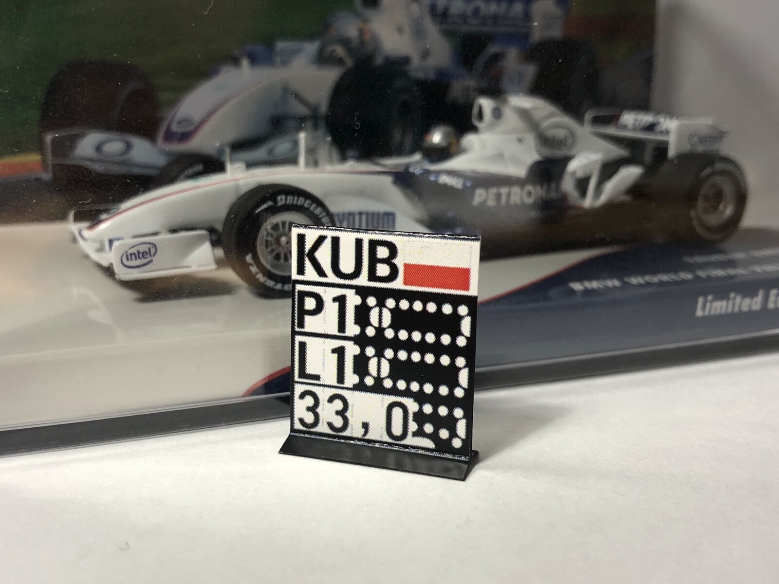 1/43 クビサF1.08 FUJI 936pcs. KUBICA 1/43 クビサF1.08 FUJI 936pcs. KUBICA 1/43 Altaya 2008 Robert
