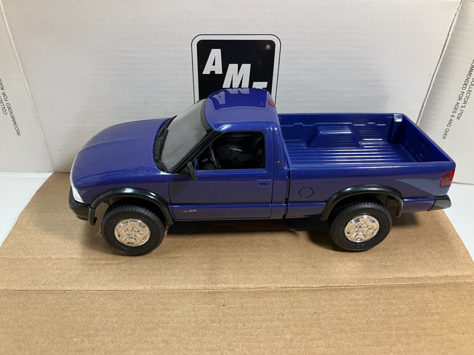 AMT 1/25 chevy s-10 トラッキン プラモデル完成品 AMT 1/25 chevy s-10 トラッキン プラモデル完成品 - メルカリ
