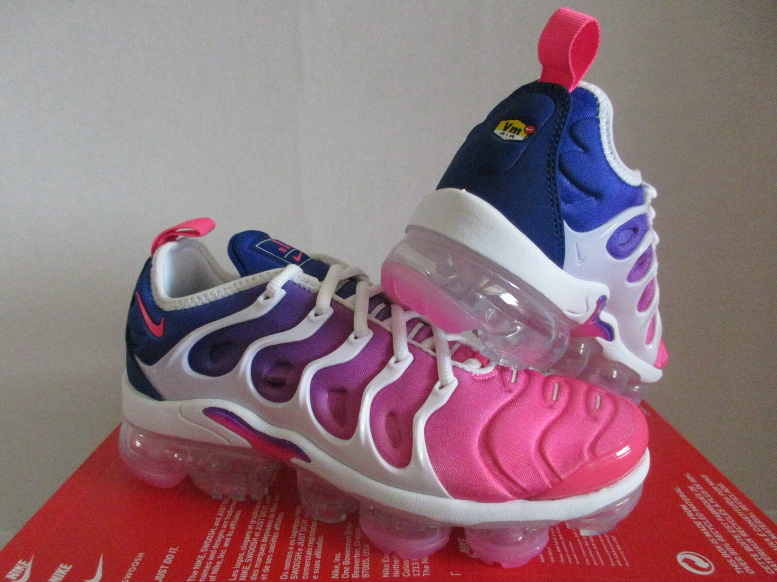 Pre-owned Nike Wmns  Air Vapormax Plus Multi Color-pink Blast-concord Sz 6 [dc2044-900] In Pink