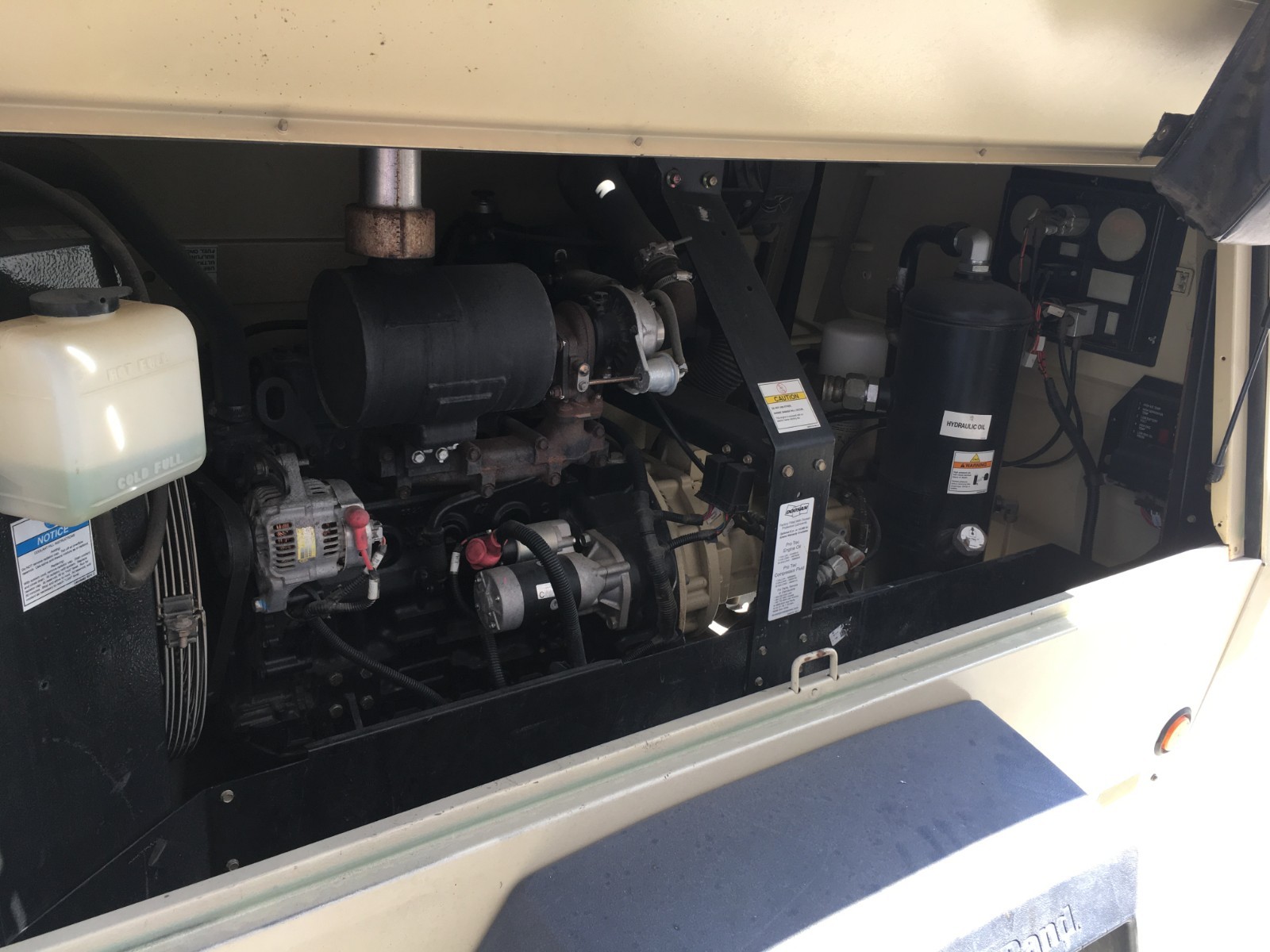 Ingersoll Rand 185 Towable Air Compressor - 2010
