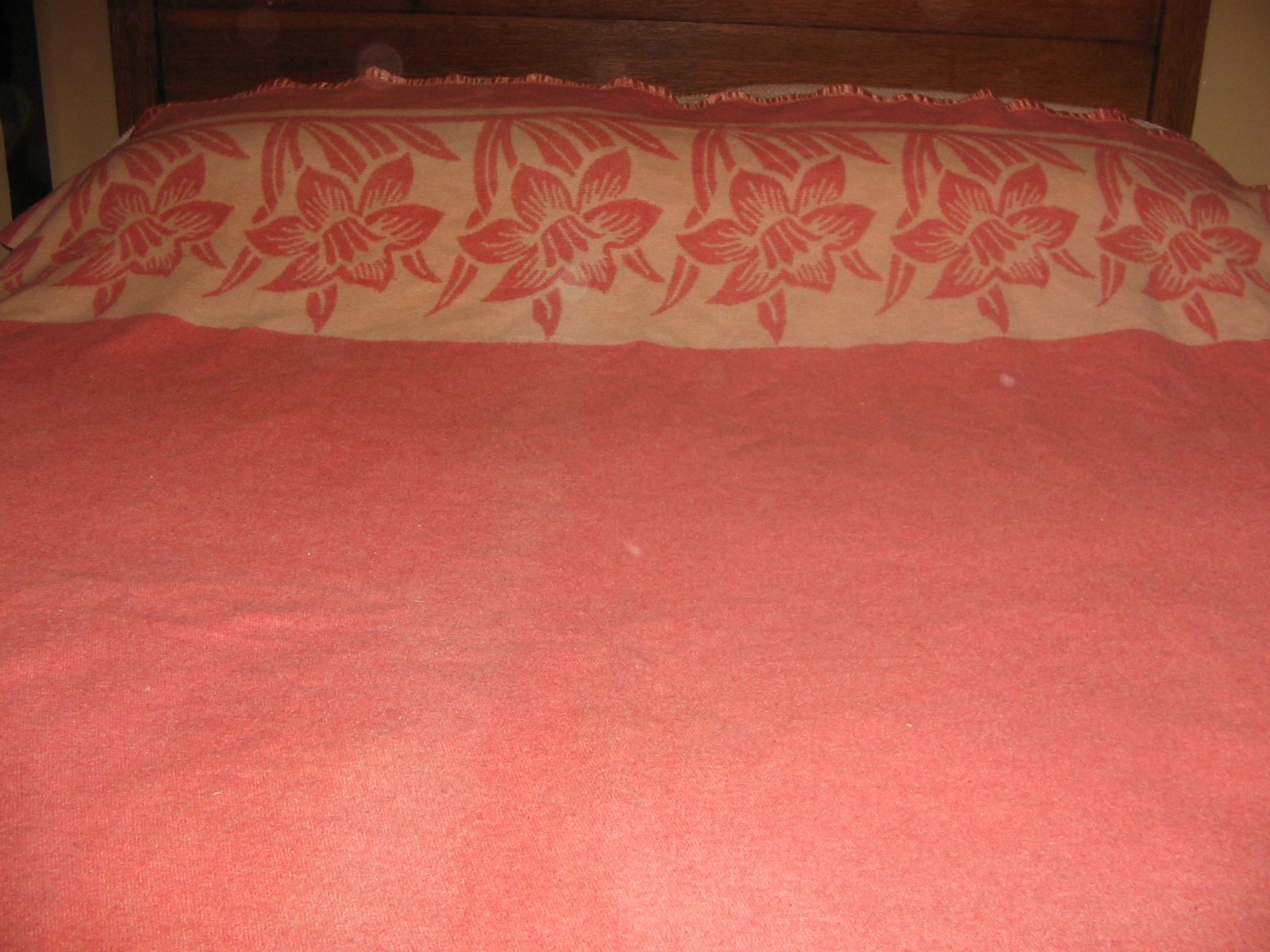 VINTAGE CAMP BLANKET WOOL 1950'S FLORAL PINK AND ROSE 66 X 74 CABIN MCM