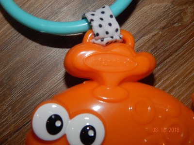 INFANTINO AND BRIGHT STARTS CAR SEAT TOYS---PULL DOWN-- #2--EXCELLENT
