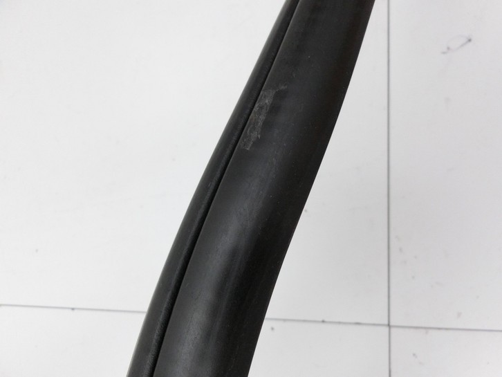 BMW X3 F25 10-14 Dichtung für Rahmen Tür Links Vorne BMW X3 F25 10-14 24.01.2013 7300242 51337300242 gebraucht Vorschau 3