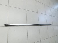 Mercedes W213 16-20 Lim Leiste für Tür Scheibendichtung Rechts Hinten Mercedes W213 16-20 21.09.2020 gebraucht Vorschau 2