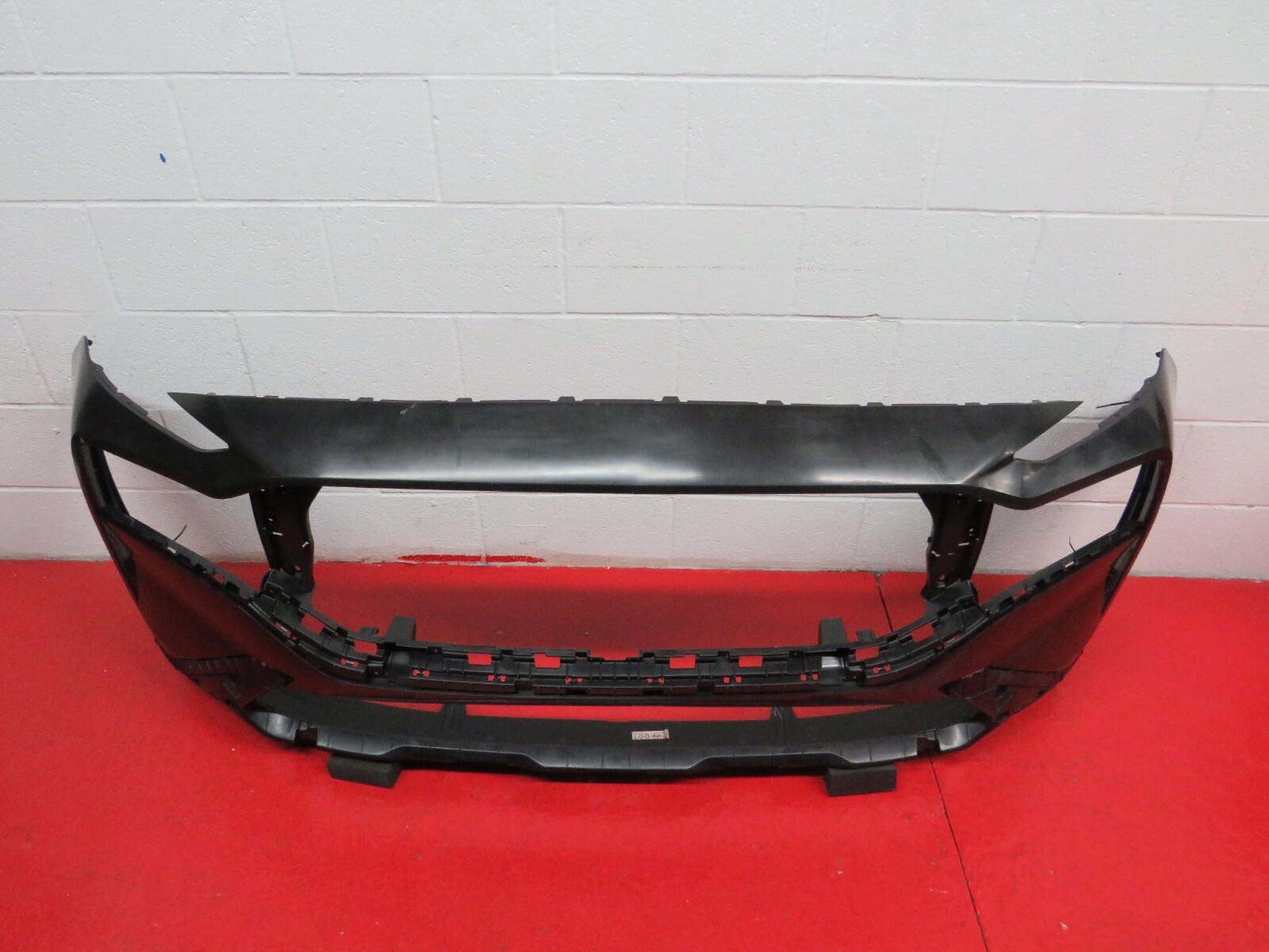 2021 2023 HYUNDAI SANTA FE FRONT BUMPER COVER OEM