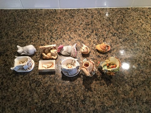 Lot Of 5 Harmony Kingdom Figurines