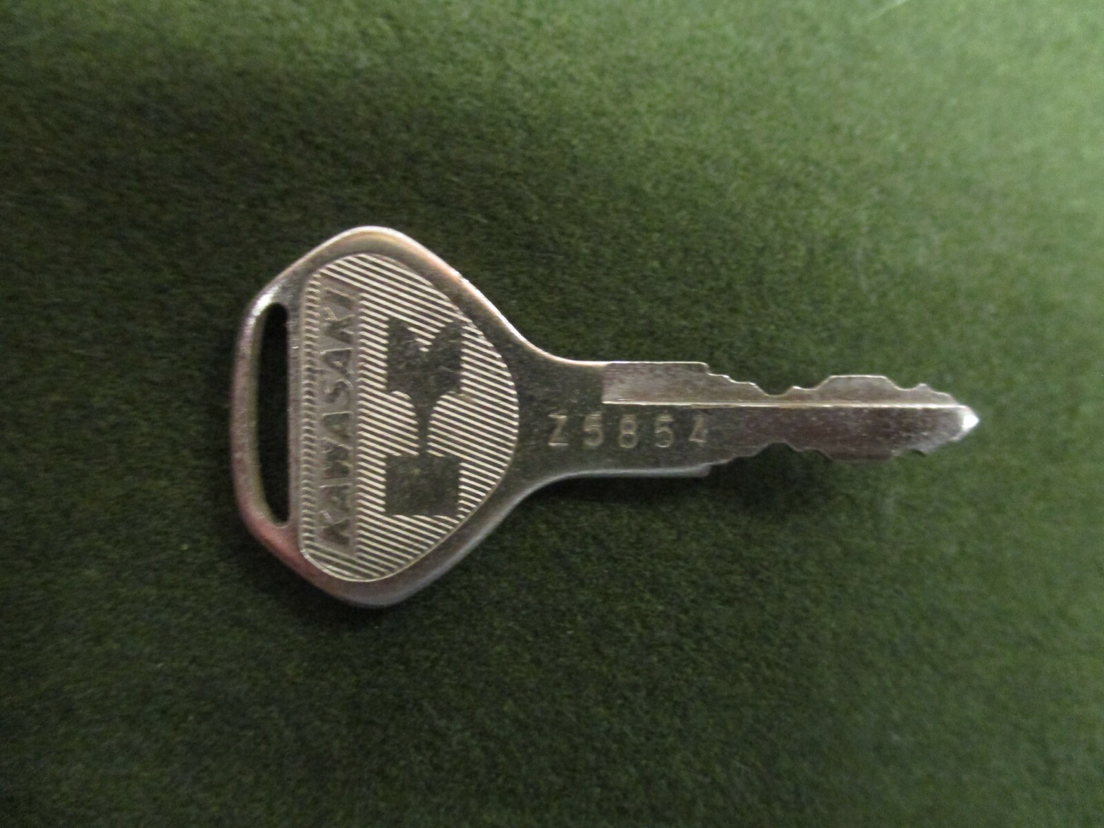 ⭐️K⭐️ Kawasaki KZ Z1 Z1R H1 H2 Diamond Head Key # 809 NOS Ignition
