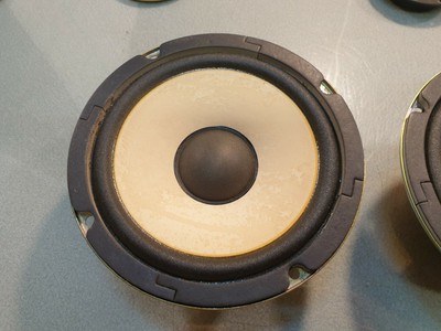 marantz hd 300 speakers