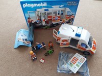 playmobil air ambulance