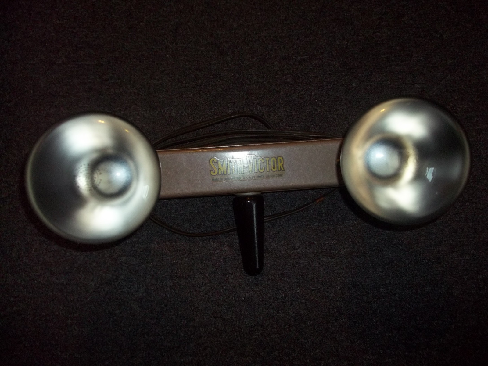 Vintage 2 Socket Light Bar SMITH VICTOR