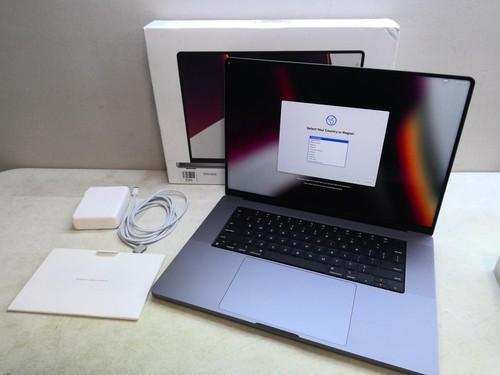 Apple 2021 MacBook Pro (16-inch, M1 Pro chip with 10‑core CPU and 16‑core GPU, - Picture 1 of 1