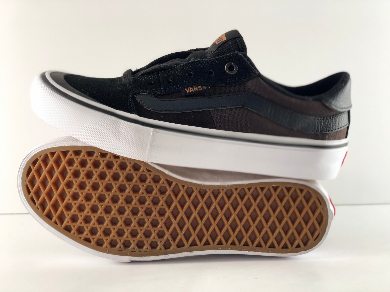 dakota roche shoes