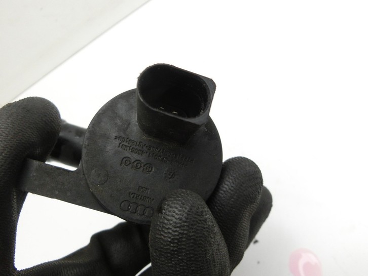 Audi Q7 4L 09-15 TDI 3,0 176KW Umwelzpumpe Heizung Pumpe Audi Q7 4L 09-15 22.10.2012 059121601 gebraucht Vorschau 4