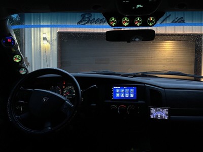 image 3 of interior