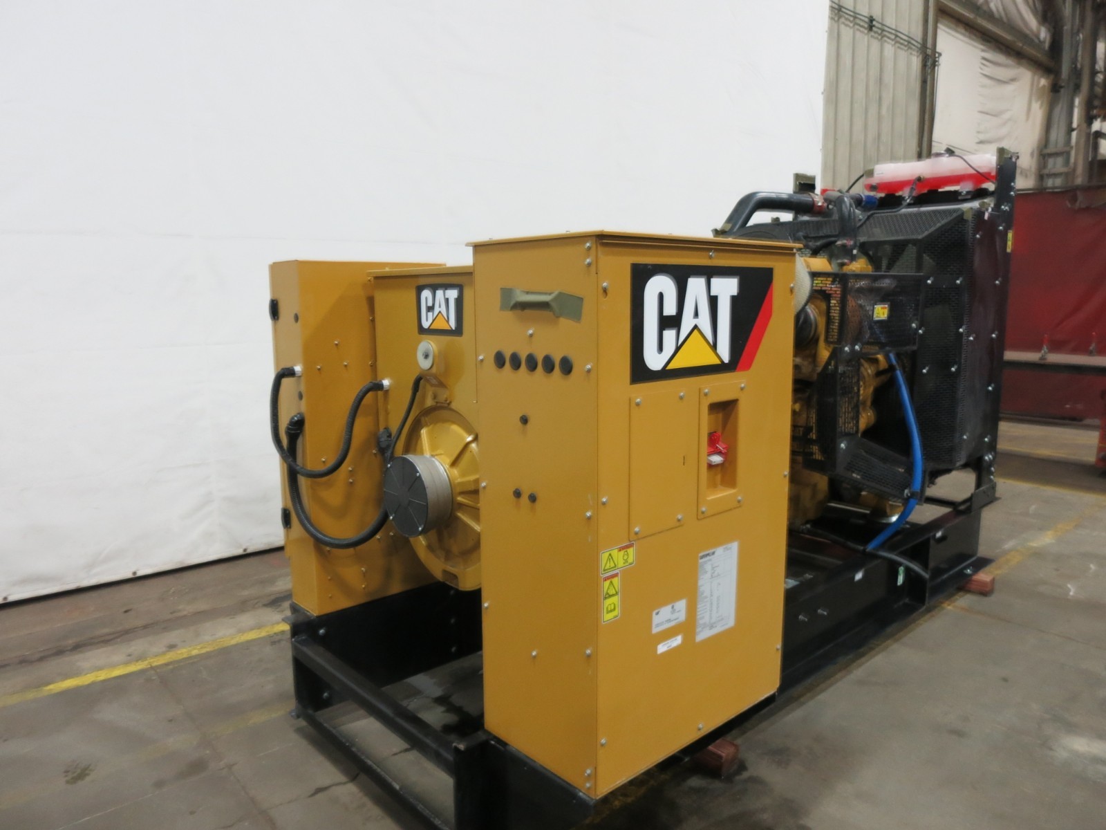 New Caterpillar  400 kW diesel generator,  CAT C13 EPA Tier 3 eng  - CSDG # 2398
