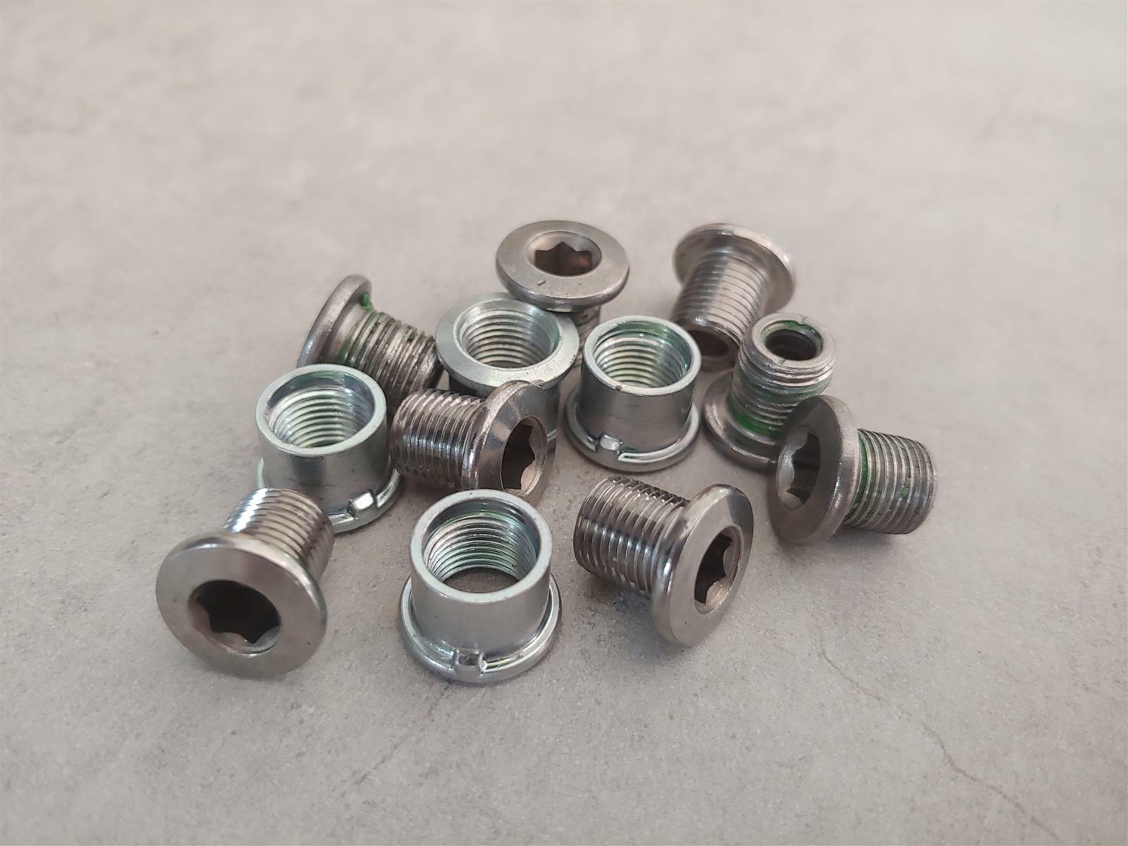 12-tlg. SHIMANO Deore FC-M590 FC-M591 FC-M552 FC-M610 Kettenblattschrauben - NEU