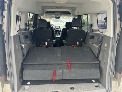 image 4 of interior