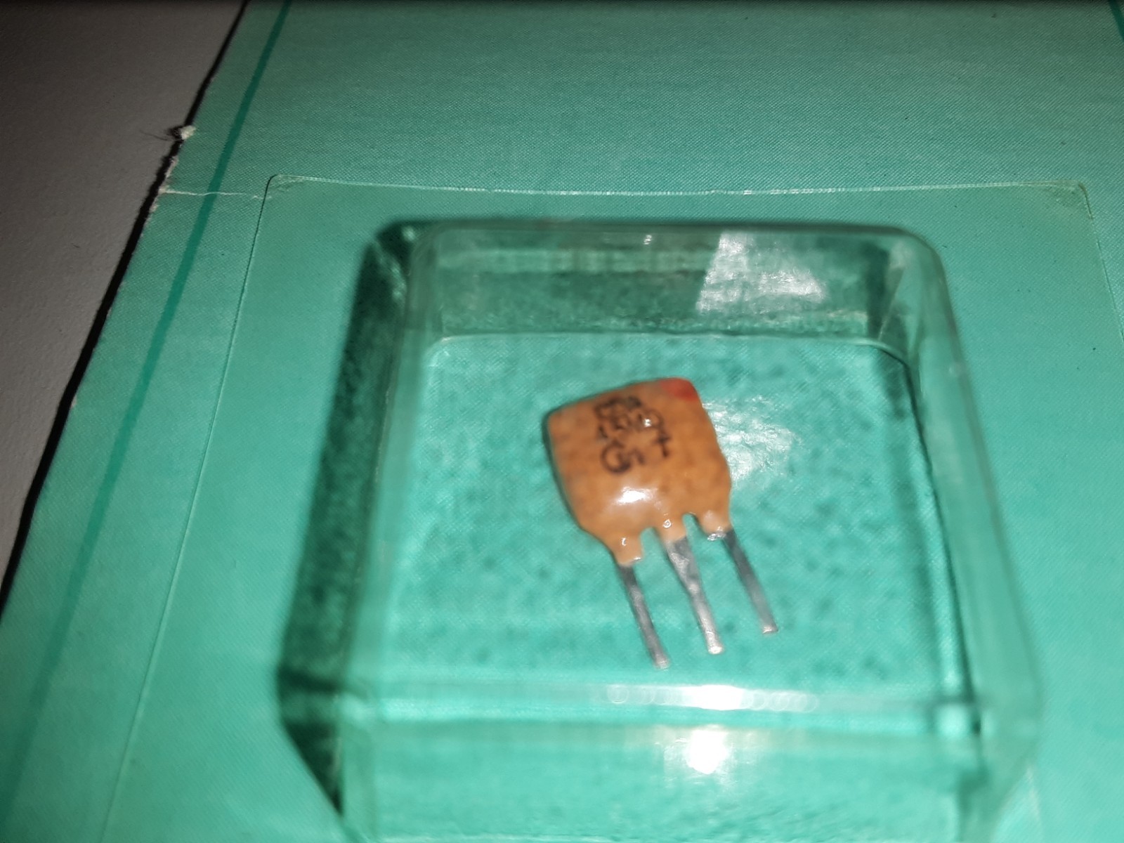 Archer Radio Shack 272-1305 4.5 MHz ceramic discriminator