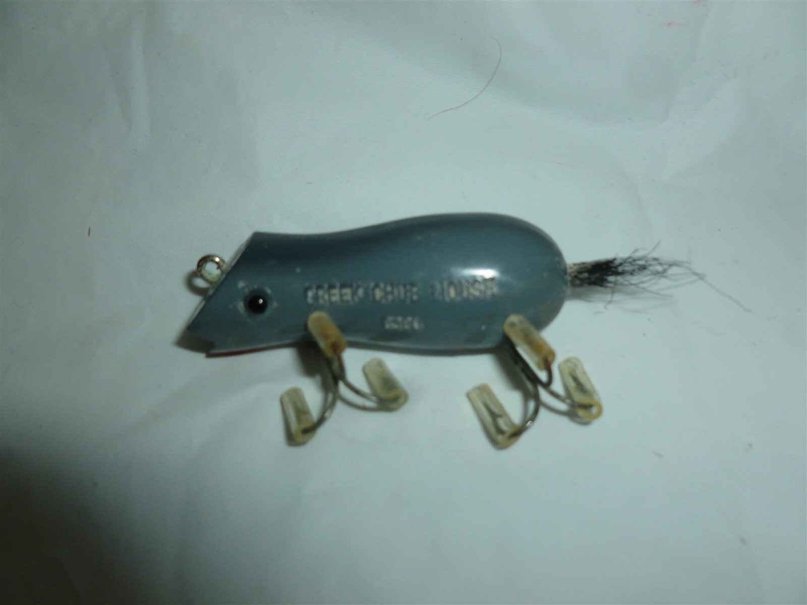 Creek Chub 3852 Beetle ホワイト c 1940 CREEK CHUB BEETLE WOOD FISHING LURE • 3852 RED & WHITE