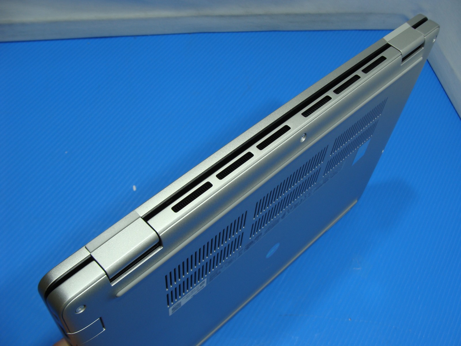 Dell Pro 14 Plus PB14250 14" FHD+ Ultra 7 265U 32GB 512GB Win 11 Pro - Thumbnail 10