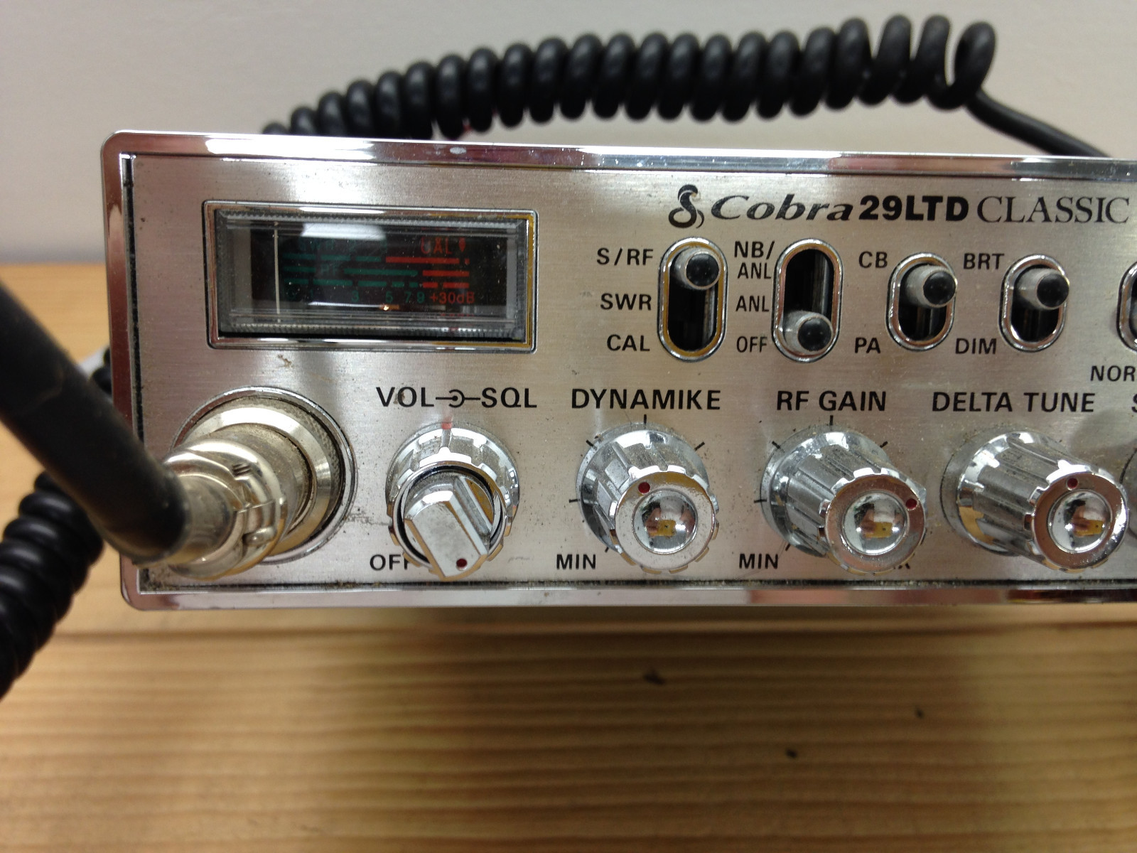 Cobra 29LTD Classic CB Radio w/ Mic Mfg June 2013 Appears Unused Non Tested