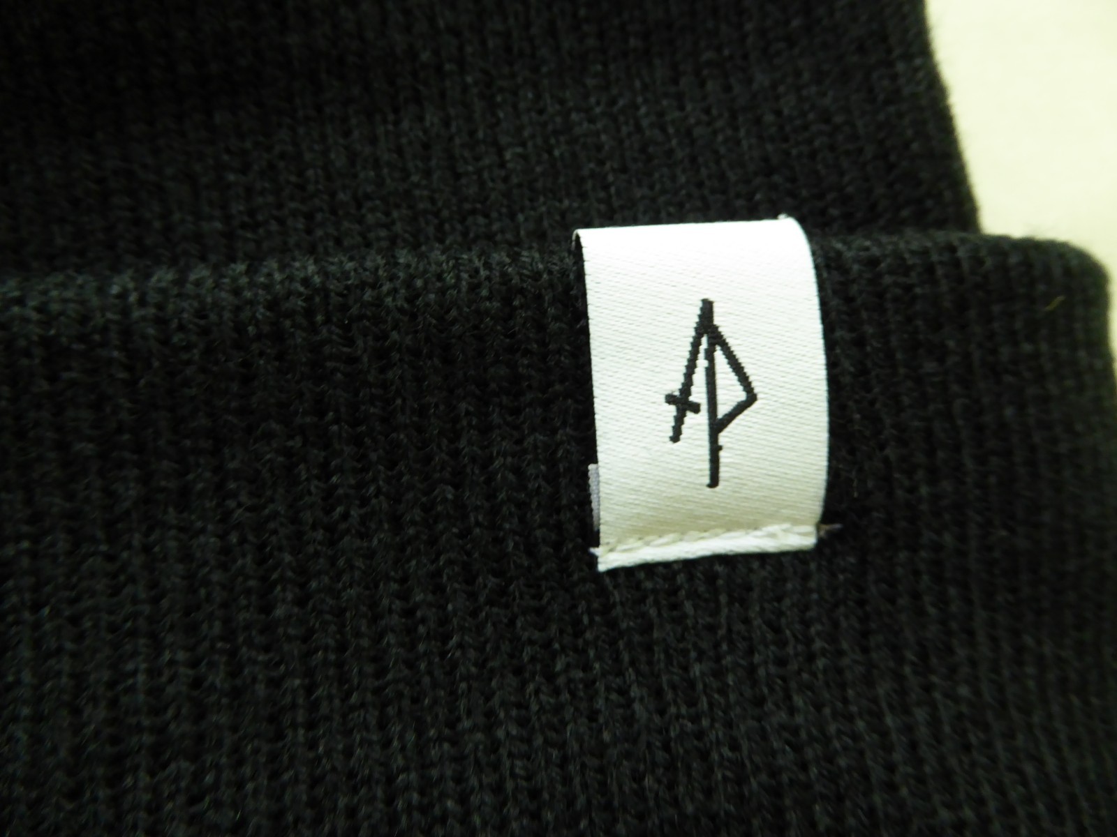 AP Apache Pine Black Beanie Hat with Logo Unisex One Size Fits Most RP $35