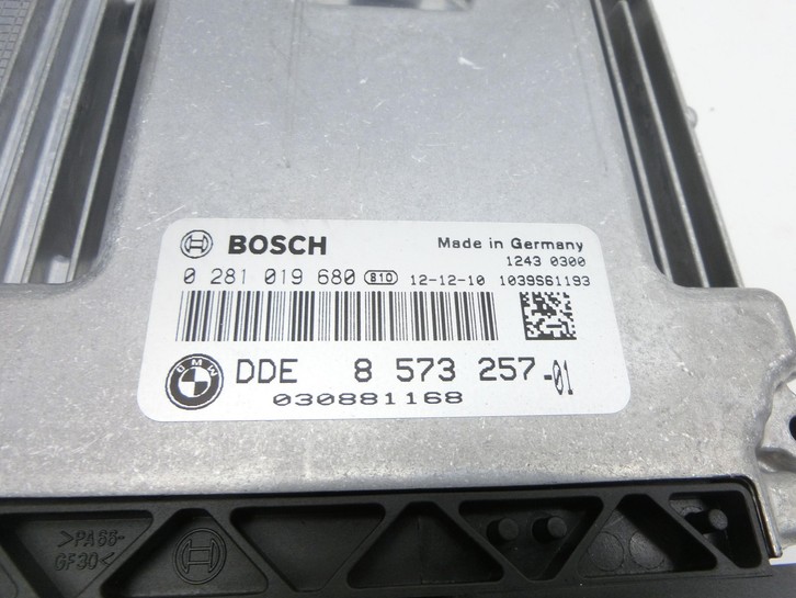 BMW 320d F31 12-15 2,0d 135KW Steuergerät ECU für Motor Motorsteuergerät BMW 320d F31 12-15 21.12.2012 8576333... Bild 2