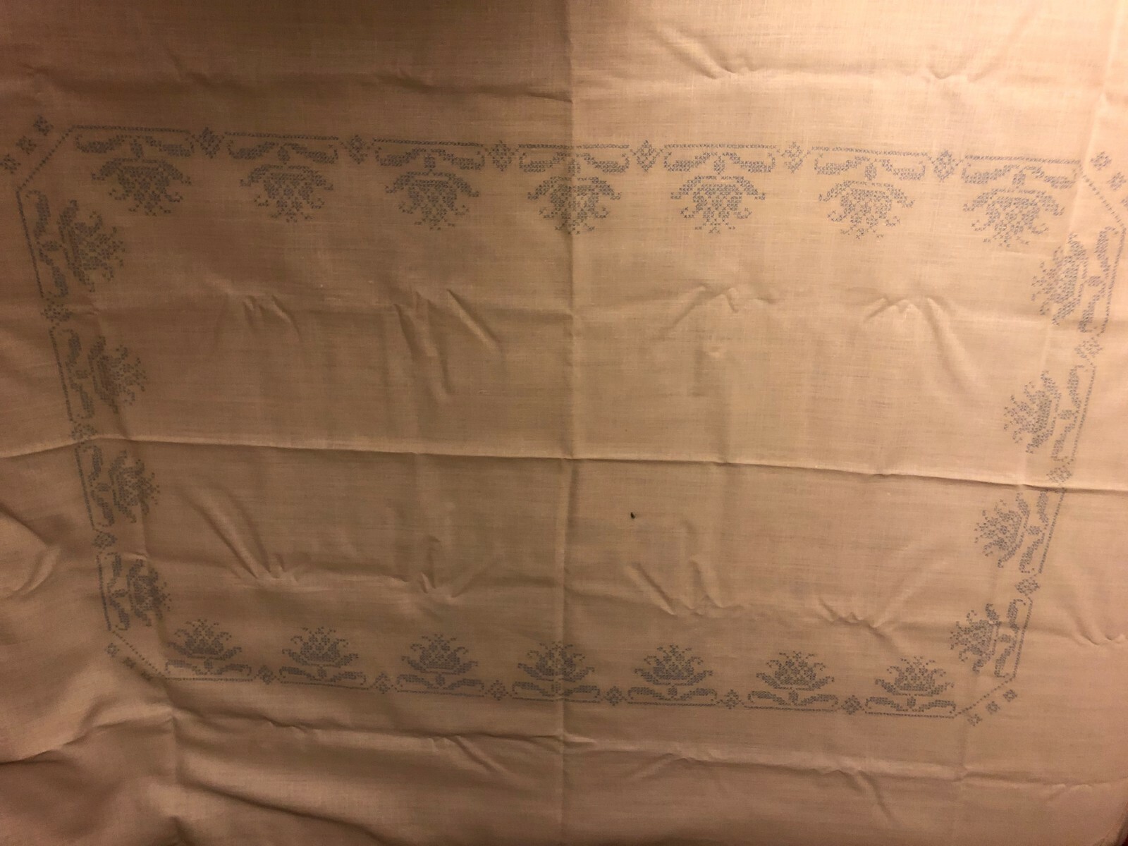 Vintage Lee Wards Cross-Stitch Tablecloth Kit Lotus 70