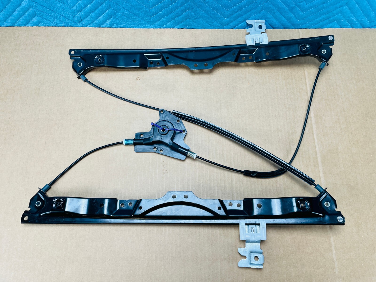 jeta様 Nissan / Infiniti Nissan OEM 80721-30P11 Door Window