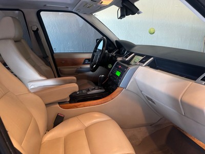 image 2 of interior