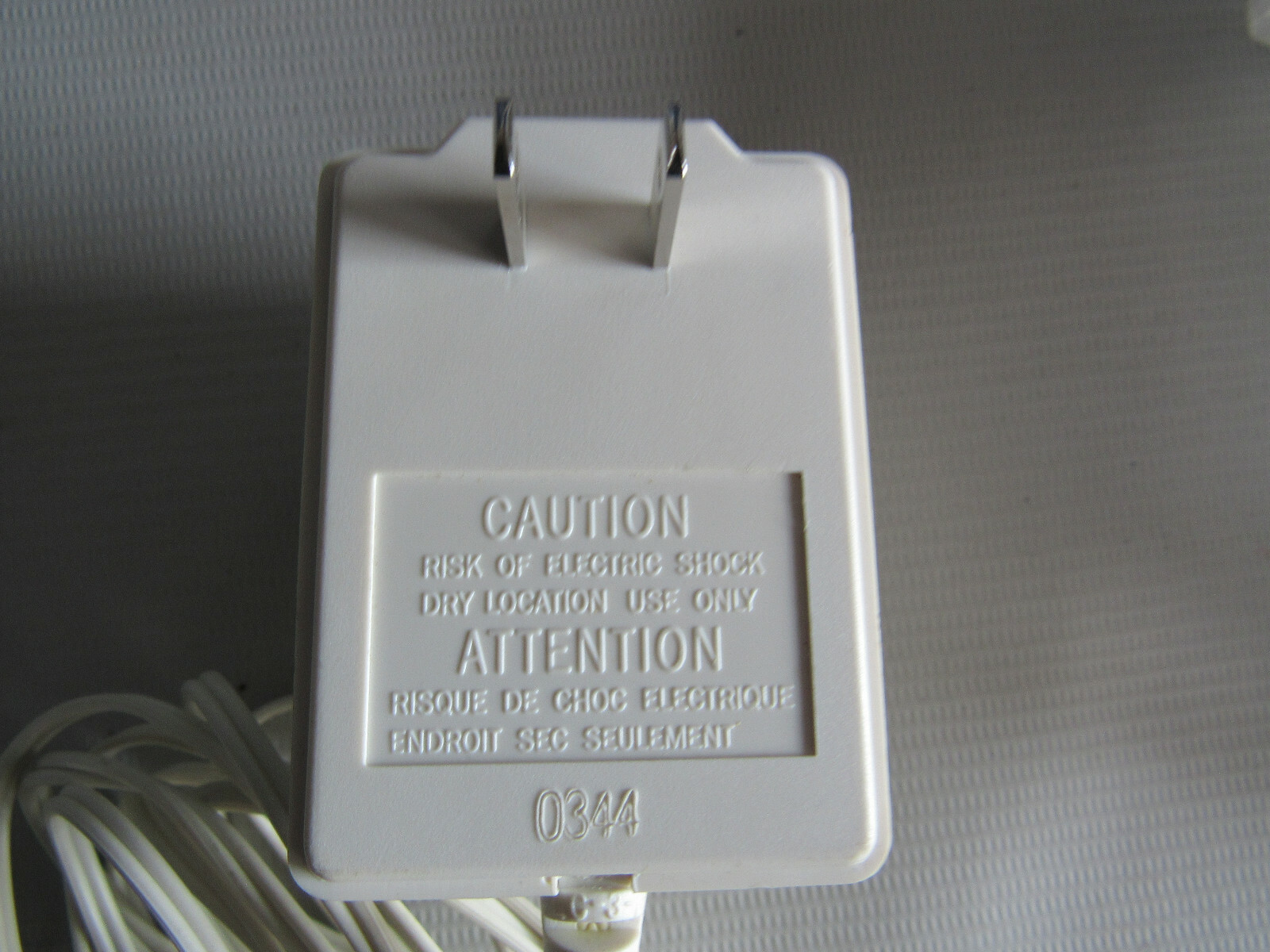 NOS NEW LUTRON T120-18AC-3-WH Class 2 Power Supply A411803OT 60Hz 8.5W 300mA