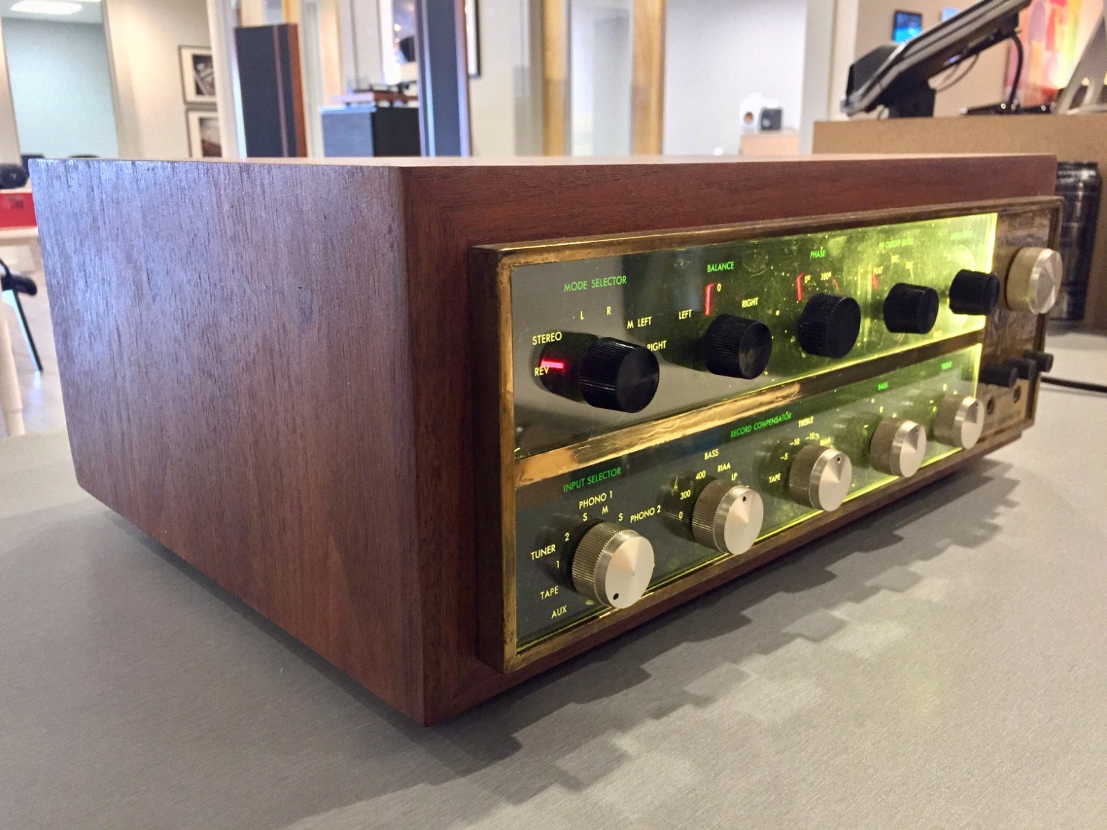 *VINTAGE + WORKING* McIntosh C-20 Preamplifier + Original Cabinet