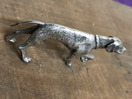 Dog miniature in silver