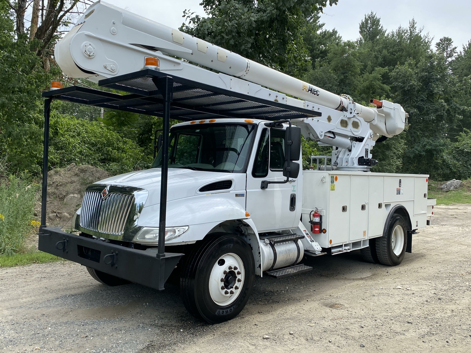 2013 International 4300 Altec Material Handler Bucket Truck Used
