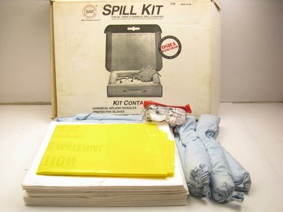SAS 7750 Emergency Chemical Oil & Paint Spill Clean Up Kit