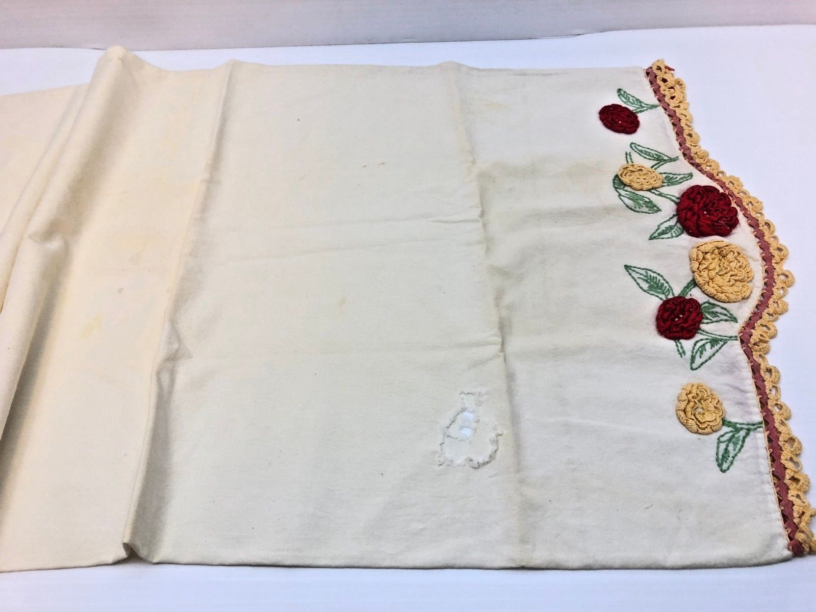 Lot of 12 Vtg Linens Embroidered Pillowcases Tablecloth Napkins Runner Cutter
