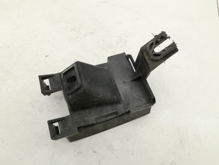 Seat Ateca KH7 16-20 Halter Träger Aufnahme Führung für Stoßstange Rechts Hinten Seat Ateca KH7 16-20 27.06.2017... Vorschau 2