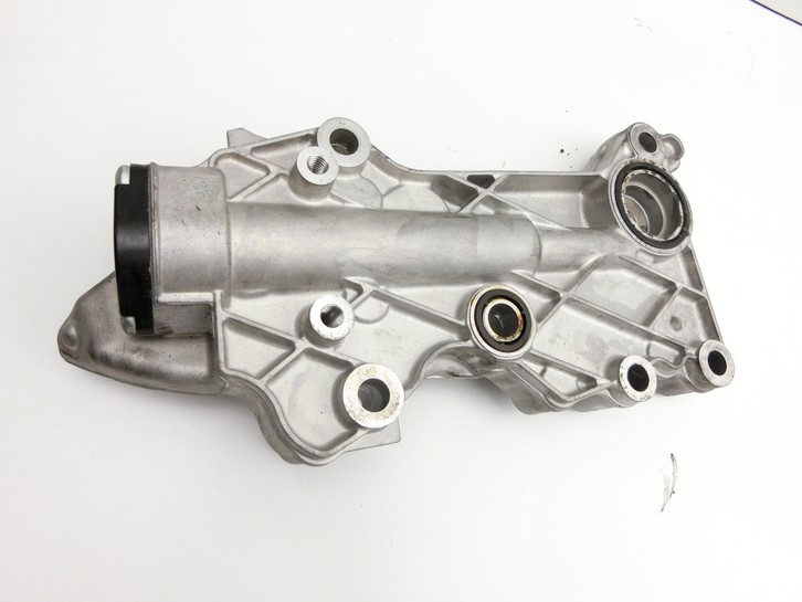 Mercedes S204 W204 C220 11-15  2,2 125KW Platte Stirnplatte Aufnahme für Ölfiltergehäuse Mercedes S204 W204 C220... Vorschau 3