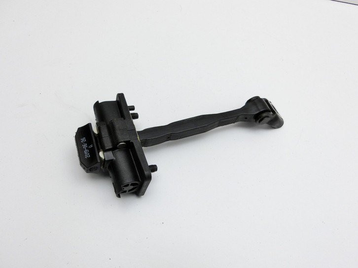 Mercedes W177 A200d 18-22 Lim Türfangband Türbremse Türanschlag Links Hinten Mercedes W177 A200d 18-22 12.07.2019... Vorschau 4