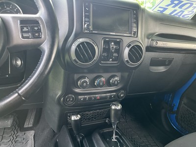 image 4 of interior